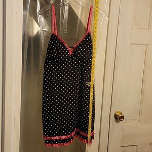 Nwot Jenni Intimates, sz XL, Black white Pink polka dot, pink satin trim an bow.